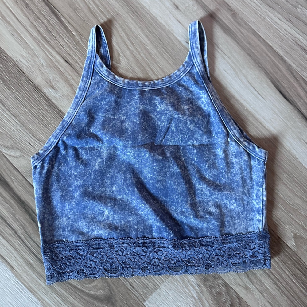 Colsie Blue Lace Trim Crop Top